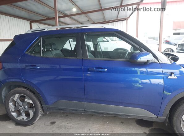 KMHRC8A37RU293418 2024 HYUNDAI VENUE Dark Blue Vista interior trasera