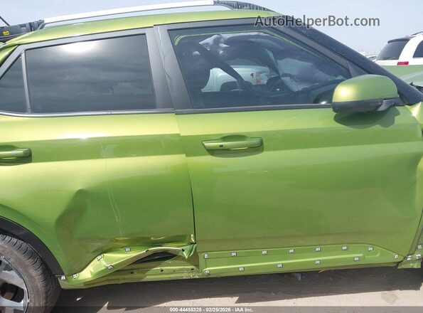 KMHRC8A38RU293461 2024 HYUNDAI VENUE Green Widok wnętrza z tyłu