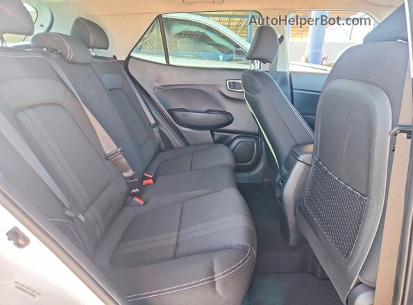 KMHRC8A38TU432558 2026 HYUNDAI VENUE Белый Вид задних сидений