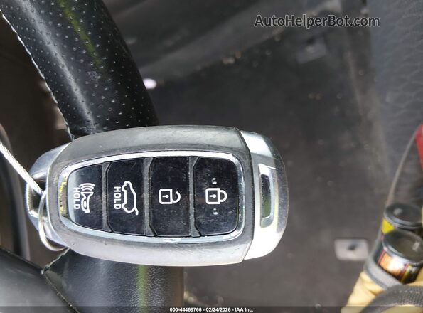 KMHT36AH3KU001906 2019 HYUNDAI VELOSTER Синий Вид панели приборов