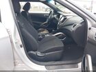 2017 Hyundai Veloster Value Edition Серебряный vin: KMHTC6AD5HU322920