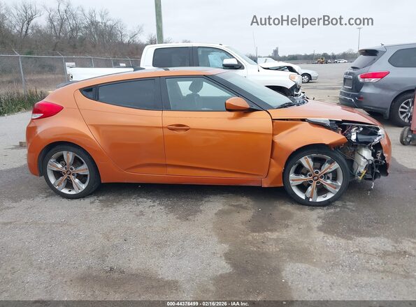 KMHTC6AD7GU291989 2016 HYUNDAI VELOSTER Оранжевый Вид задней части салона