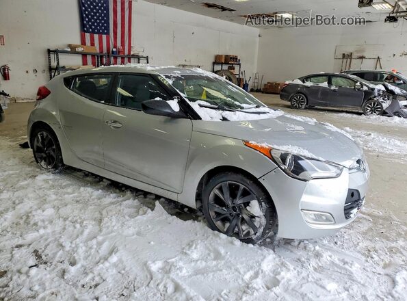 KMHTC6AD8HU309742 2017 HYUNDAI VELOSTER Серебряный Передняя правая четверть