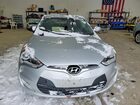 2017 Hyundai Veloster Серебряный vin: KMHTC6AD8HU309742