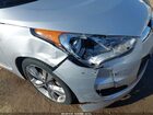 2017 Hyundai Veloster Value Edition Серебряный vin: KMHTC6AD9HU324086