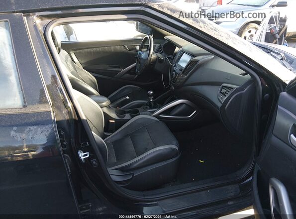KMHTC6AE9GU266021 2016 HYUNDAI VELOSTER Черный Вид салона спереди