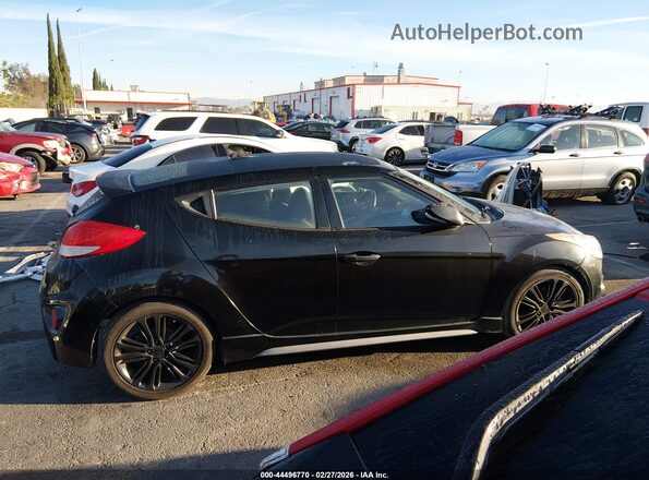 KMHTC6AE9GU266021 2016 HYUNDAI VELOSTER Черный Вид задней части салона