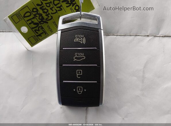 KMTF54PH2LU080821 2020 GENESIS G90 White Vista del salpicadero
