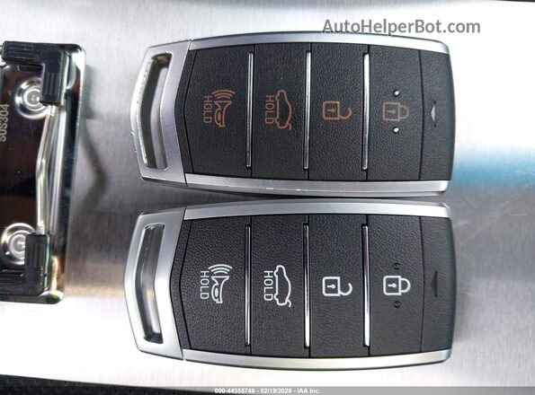 KMTF54PH8LU080788 2020 GENESIS G90 Black Вид панелі приладів