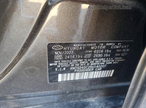 KMTG34SC2RU140207 2024 GENESIS G70 Two Tone Vista del compartimento del motor