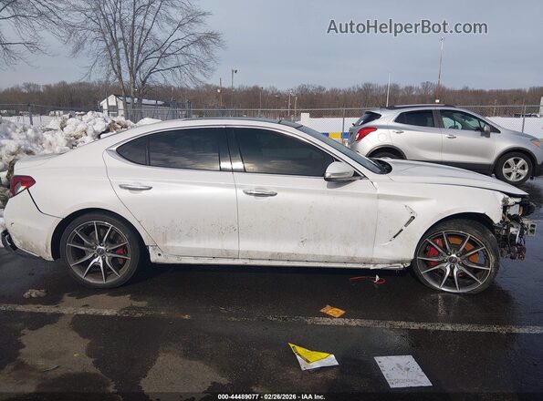 KMTG74LEXLU055871 2020 GENESIS G70 Белый Вид задней части салона