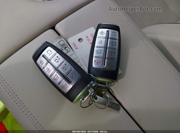 KMUHCESC9NU077896 2022 GENESIS GV80 Gray Вид панелі приладів