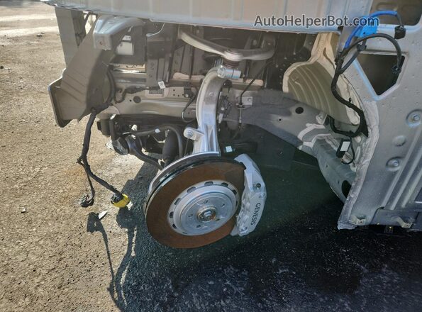 KMUHEESC0TU295104 2026 GENESIS GV80 Серебряный 