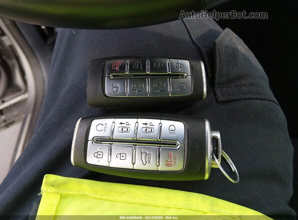 KMUMCDTC0NU040503 2022 GENESIS GV70 Silver Вид панелі приладів