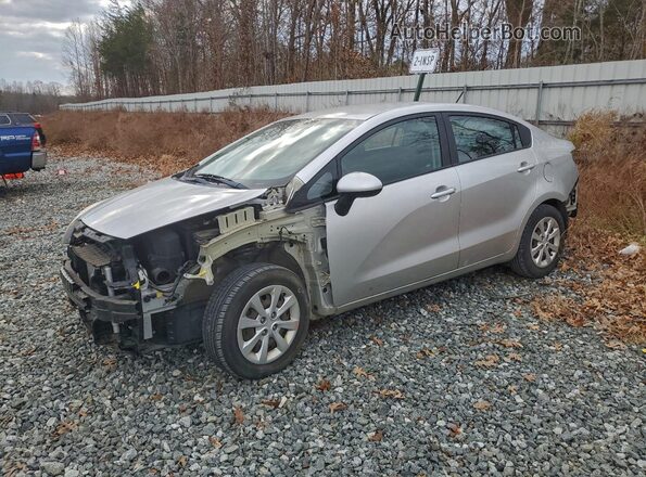 KNADM4A32G6646148 2016 KIA RIO Серебряный Передняя левая четверть