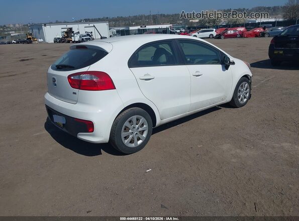KNADM5A37G6639587 2016 KIA RIO White უკანა მარჯვენა
