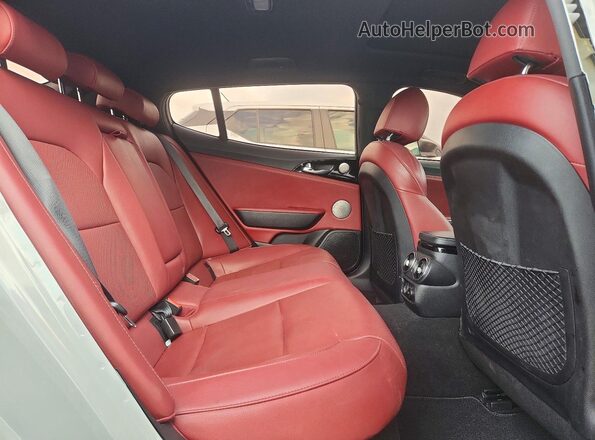 KNAE35LD2P6127975 2023 KIA STINGER Серый Вид задних сидений