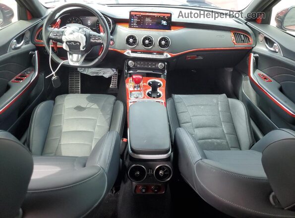KNAE55LCXP6130642 2023 KIA STINGER Красный Вид панели приборов