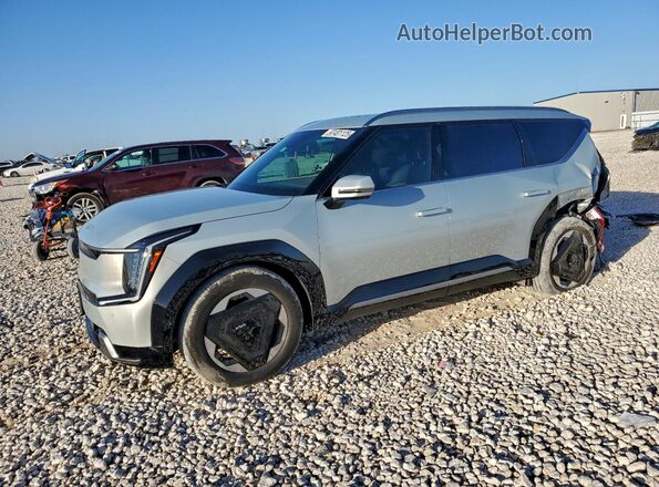 KNDADFS57R6035326 2024 KIA EV9 Silver Przód lewy