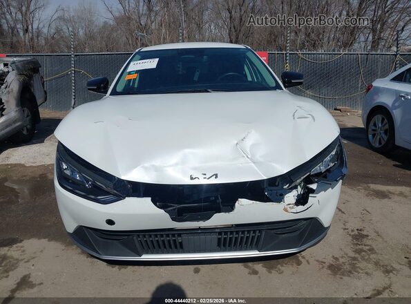 KNDC34LB3R5204686 2024 KIA EV6 White წინა ხედი