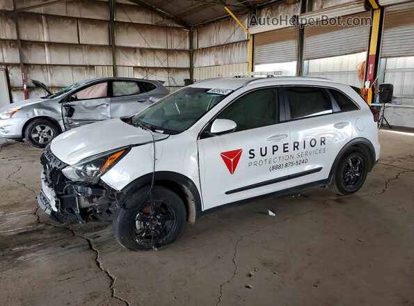 KNDCB3LC3M5479585 2021 KIA NIRO White Przód lewy