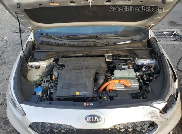 KNDCB3LC4L5400844 2020 KIA NIRO Silver Widok wnętrza z tyłu