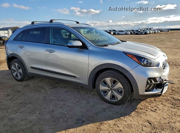 KNDCB3LC8M5486600 2021 KIA NIRO Silver Delantero derecho