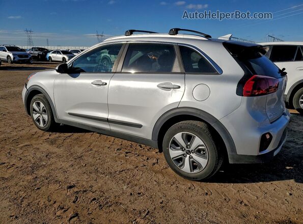 KNDCB3LC8M5486600 2021 KIA NIRO Silver Trasero izquierdo