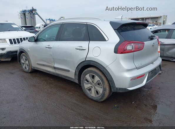 KNDCC3LC6H5072329 2017 KIA NIRO Серебряный Задняя левая четверть