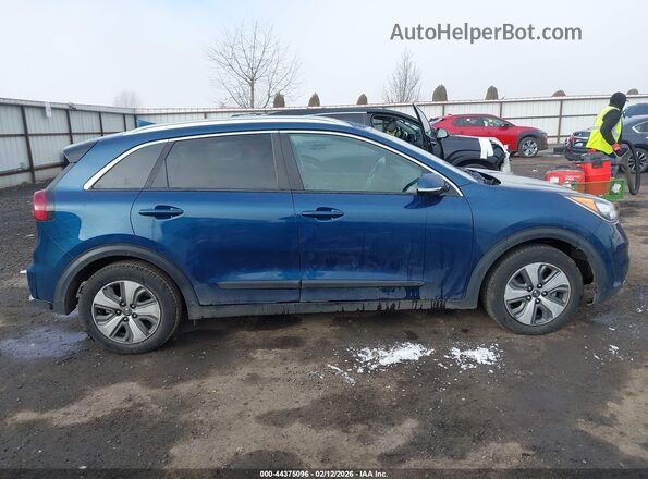 KNDCC3LC7H5103619 2017 KIA NIRO Синий Панорамный вид салона 360°