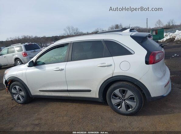 KNDCC3LD2K5289019 2019 KIA NIRO PLUG-IN HYBRID Белый Панорамный вид салона 360°