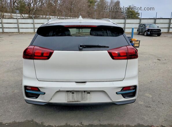 KNDCC3LG3N5159846 2022 KIA NIRO Белый Вид сзади
