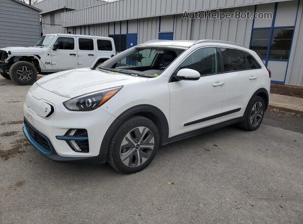 KNDCC3LG3N5159846 2022 KIA NIRO Белый 