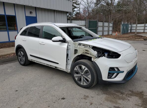 KNDCC3LG3N5159846 2022 KIA NIRO Белый 
