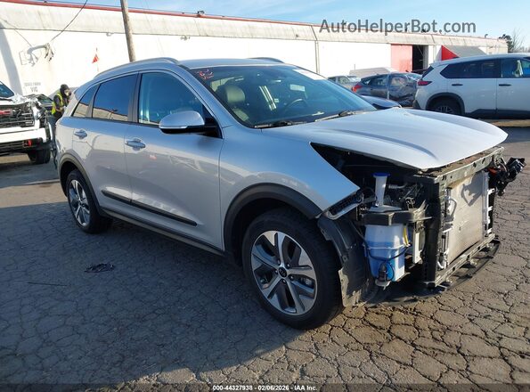 KNDCC3LG9L5062468 2020 KIA NIRO EV Черный Передняя правая четверть