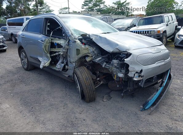 KNDCE3LG1N5152338 2022 KIA NIRO EV Серебряный Передняя правая четверть