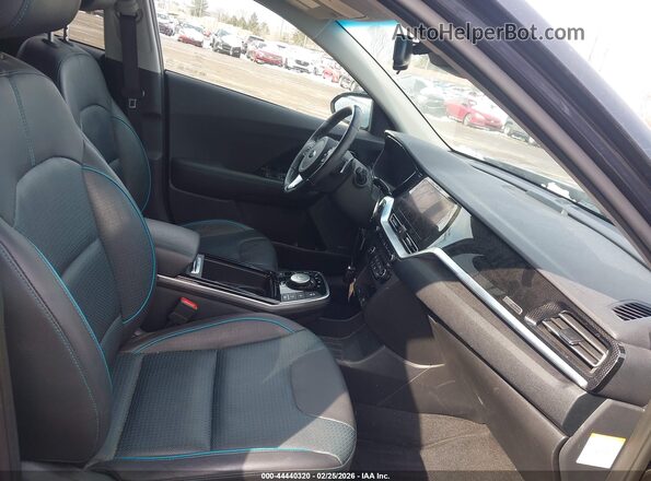 KNDCE3LG4L5074439 2020 KIA NIRO EV Dark Blue Вид салона спереди