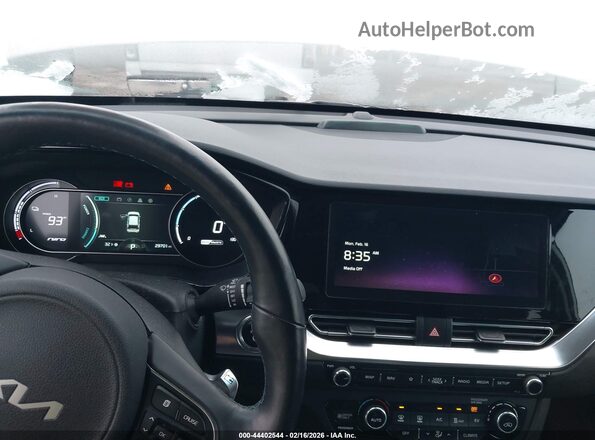 KNDCE3LG8N5144463 2022 KIA NIRO EV Белый 
