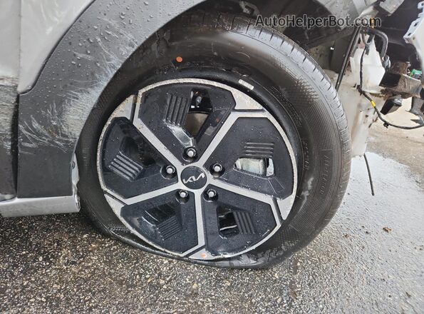 KNDCP3LE5T5340981 2026 KIA NIRO Gray 