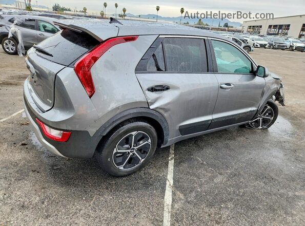 KNDCP3LE5T5340981 2026 KIA NIRO Gray Trasero derecho