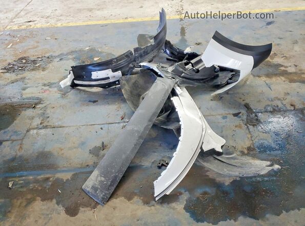 KNDCP3LE6S5232285 2025 KIA NIRO Белый Вид подкапотного пространства