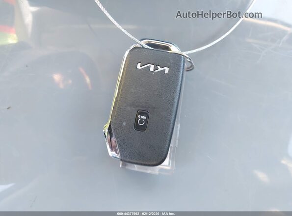 KNDCR3L16R5086472 2024 KIA NIRO EV Gray Vista del salpicadero