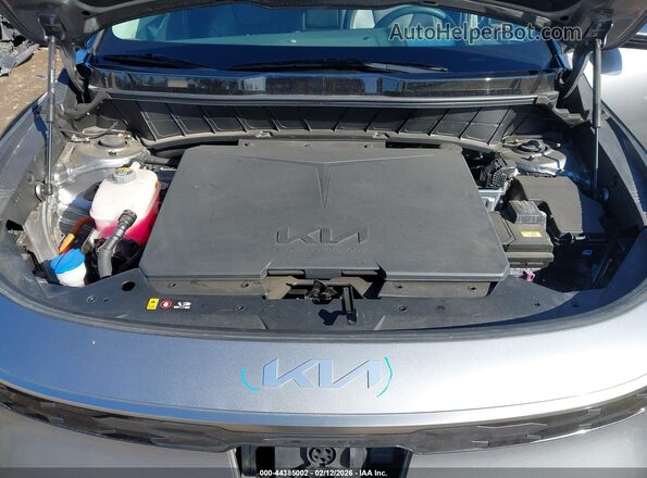 KNDCT3L16R5109931 2024 KIA NIRO EV Gray Rear view