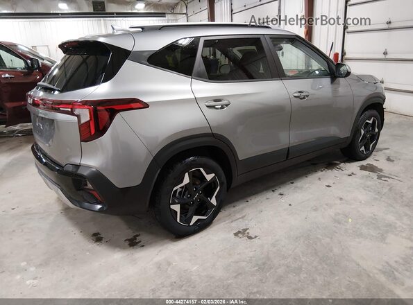 KNDEU2AAXT7851005 2026 KIA SELTOS Серый Задняя правая четверть
