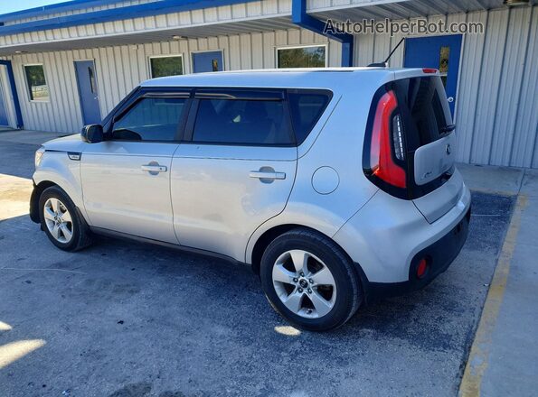 KNDJN2A20H7465415 2017 KIA SOUL Silver Tył lewy