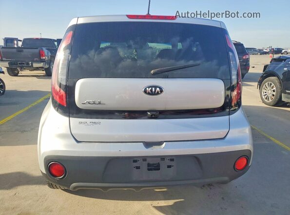 KNDJN2A26K7686587 2019 KIA SOUL Silver Vista interior delantera