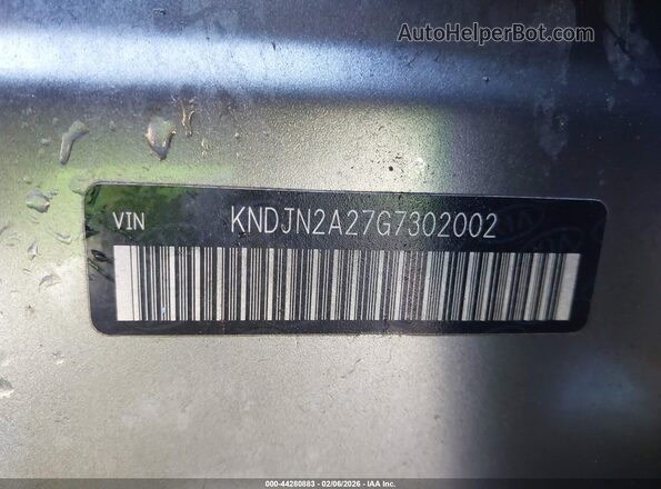 KNDJN2A27G7302002 2016 KIA SOUL Серый Вид подкапотного пространства