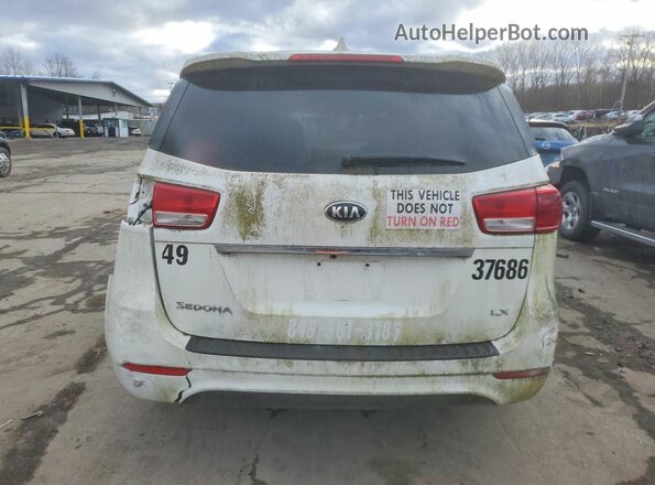 KNDMB5C14J6389379 2018 KIA SEDONA White Widok z tyłu