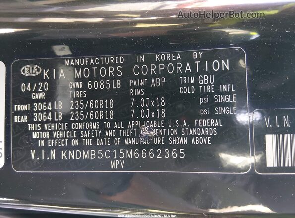 KNDMB5C15M6662365 2021 KIA SEDONA Black Vista del compartimento del motor