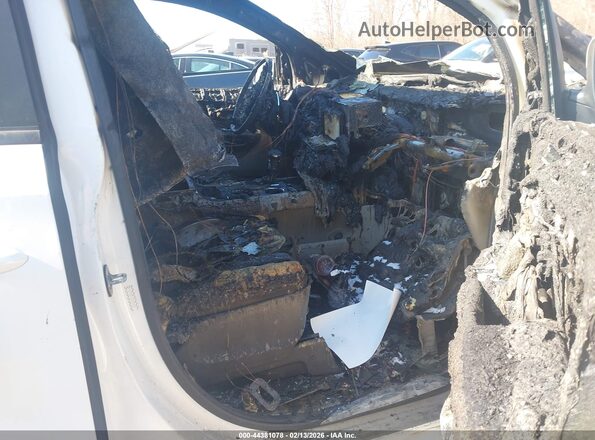 KNDMB5C16K6556827 2019 KIA SEDONA Белый Вид салона спереди